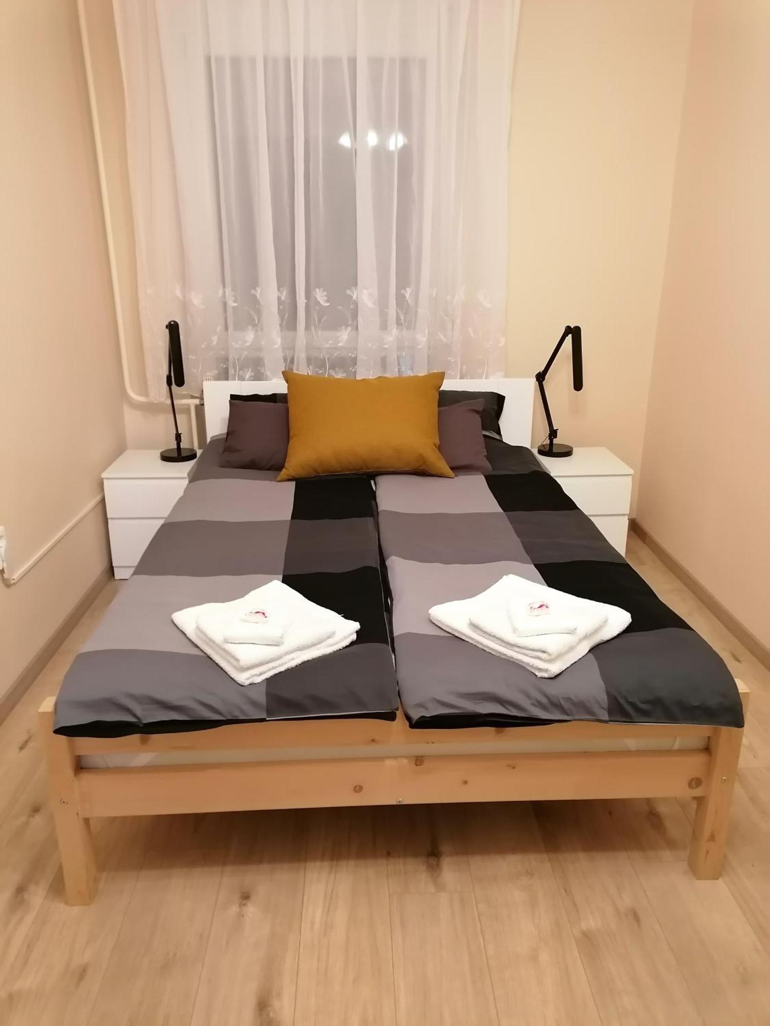 Central Park Apartman Szekszárd Exterior foto